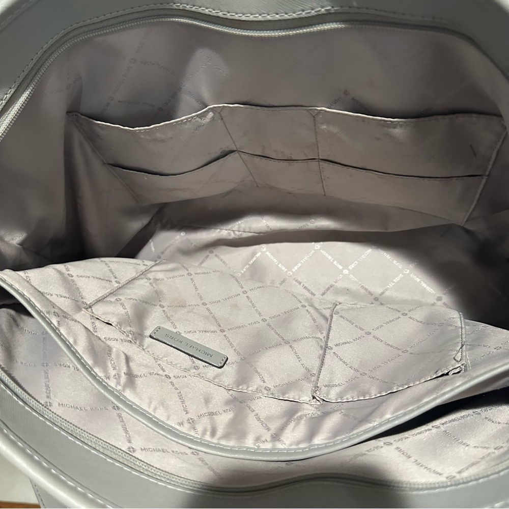 Michael Kors Large Gray Tote Bag - Picture 5 of 14
